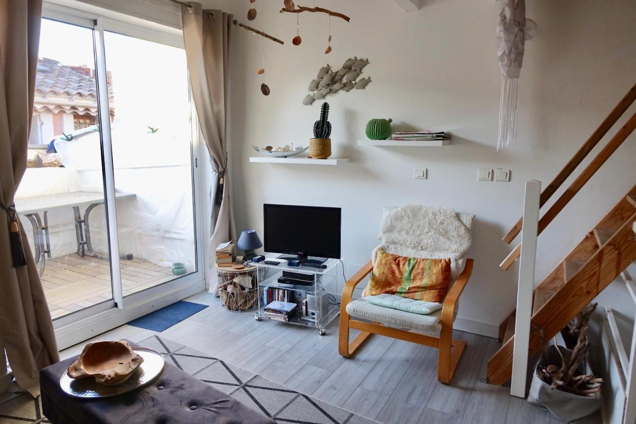 Beach, Wine, Dining, Sports, Summer, Winter Apartment Serignan Bagian luar foto