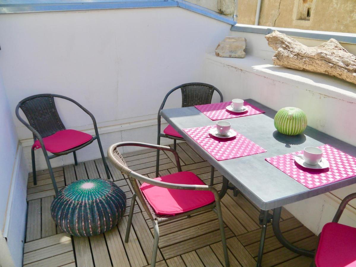 Beach, Wine, Dining, Sports, Summer, Winter Apartment Serignan Bagian luar foto